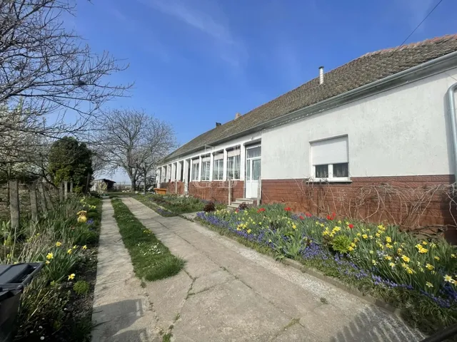 Eladó ház Gara 128 nm