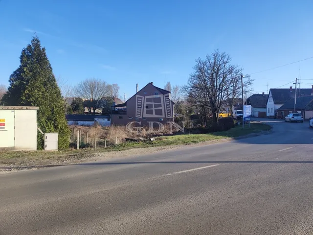 Eladó telek Baja, Újvárosi lakótelep 742 nm