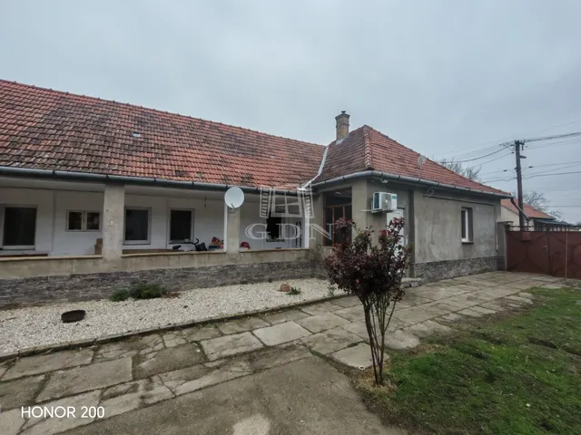 Eladó ház Katymár 128 nm