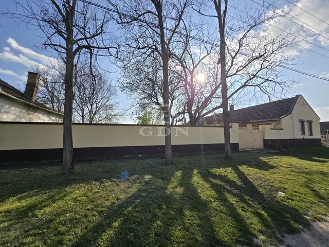 Eladó ház Madaras 145 nm