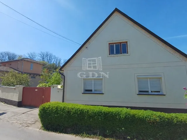 Eladó ház Nemesnádudvar 145 nm