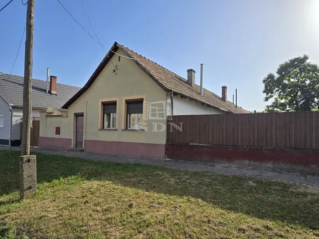 Eladó ház Katymár 138 nm