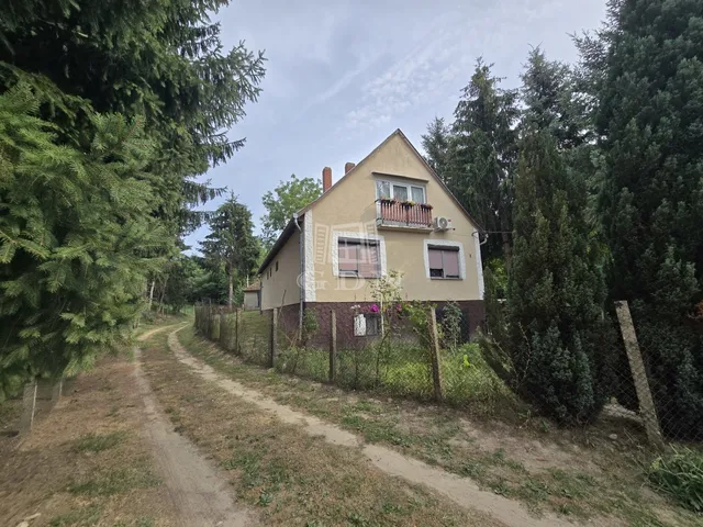 Eladó ház Nemesdéd 160 nm