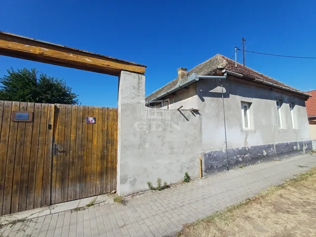 Eladó ház Vaskút 160 nm