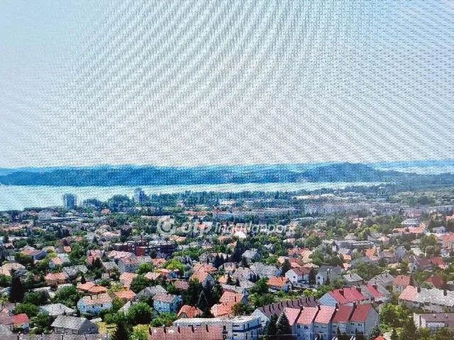 Eladó telek Balatonfüred 750 nm