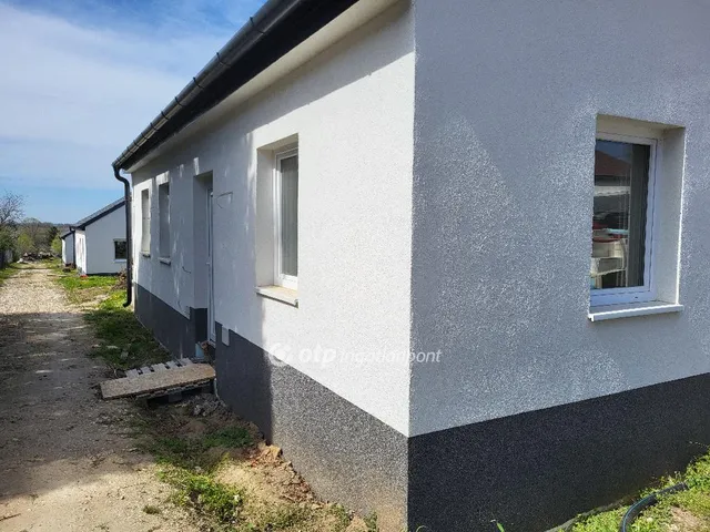 Eladó ház Balatonszemes 86 nm
