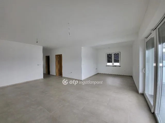 Eladó lakás Siófok, Fokihegy 102 nm