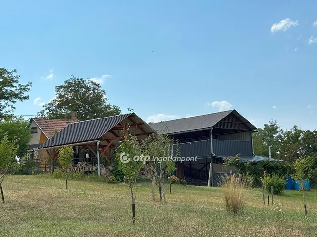 Eladó mezőgazdasági ingatlan Ságvár, Zártkert 30 nm