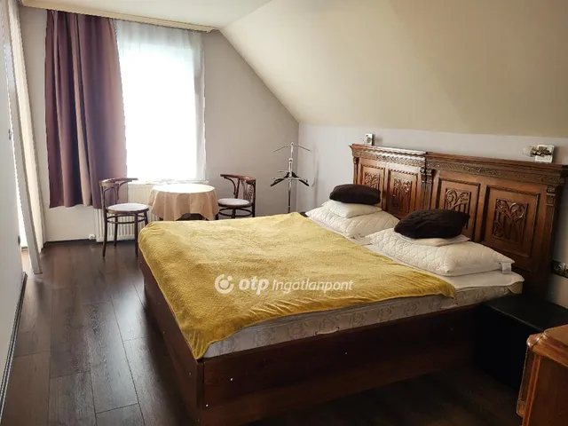 Eladó ház Balatonszárszó 210 nm