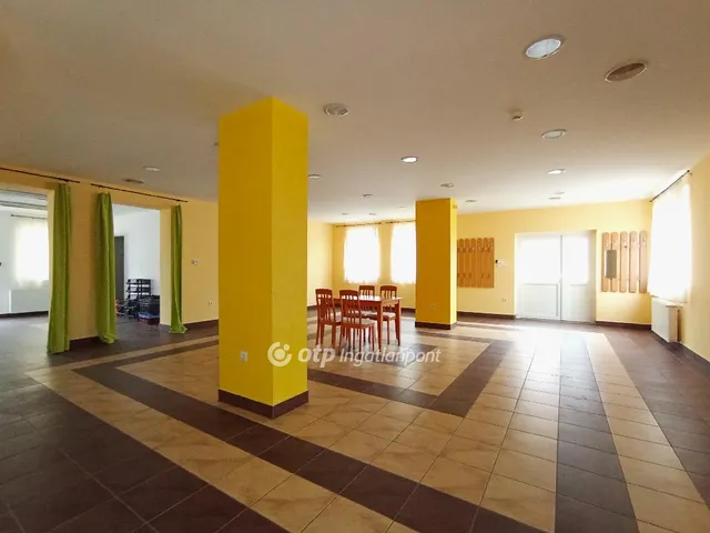 Eladó kereskedelmi és ipari ingatlan Marcali 535 nm