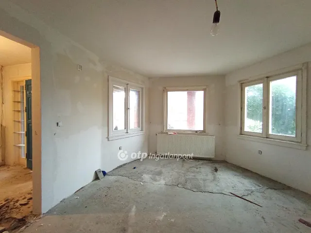 Eladó ház Balatonboglár 310 nm