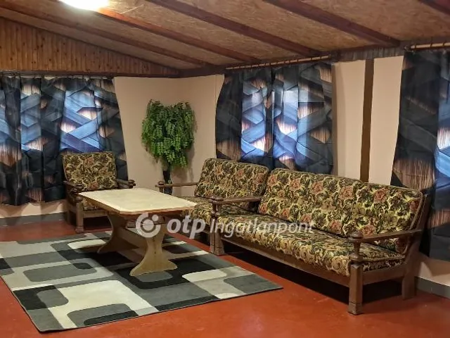 Eladó ház Dévaványa 240 nm