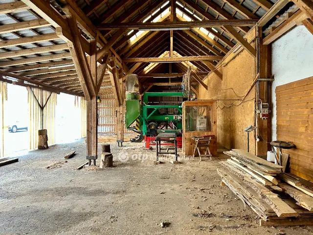 Eladó kereskedelmi és ipari ingatlan Bázakerettye 3900 nm