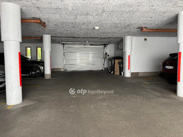 Eladó garázs Siófok 14 nm