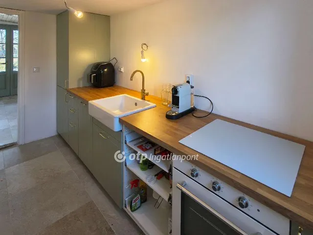 Eladó ház Kapoly 105 nm