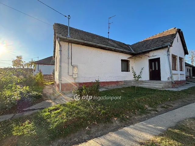 Eladó ház Ságvár 70 nm