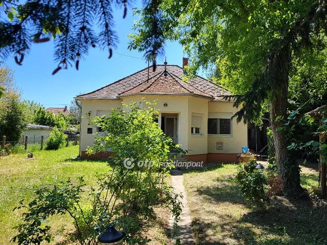 Eladó ház Balatonszemes 82 nm