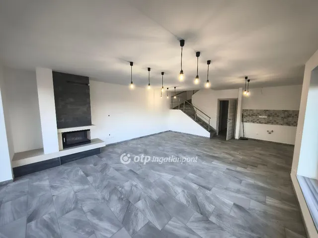 Eladó lakás Siófok 139 nm
