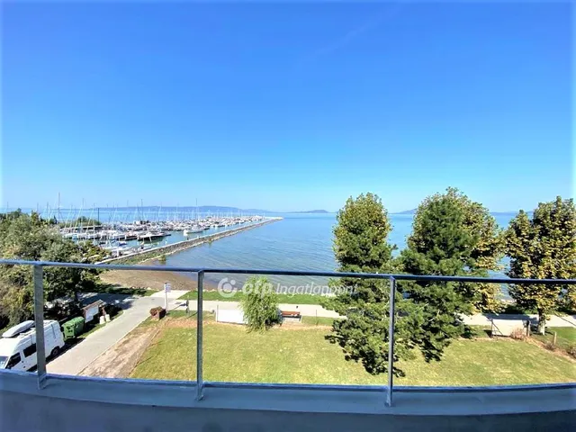 Eladó lakás Balatonfenyves 51 nm
