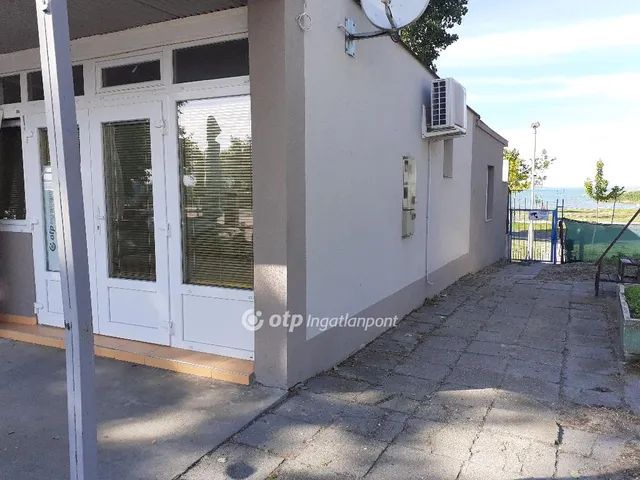 Eladó lakás Szántód 31 nm
