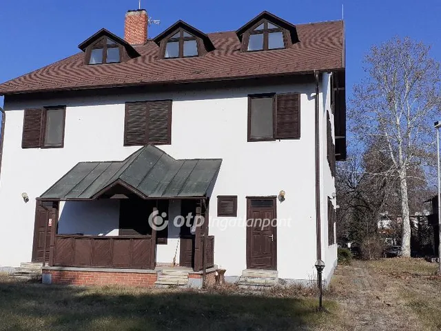 Eladó nyaraló Balatonlelle 650 nm