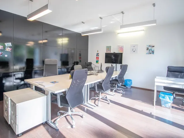 Kiadó kereskedelmi és ipari ingatlan Budapest II. kerület, Rózsadomb 103 nm