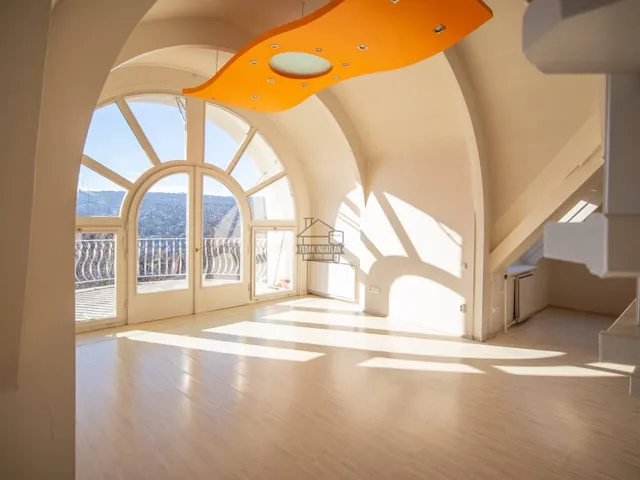 Kiadó lakás Budapest II. kerület, Vérhalom, Törökvész lejtő 149 nm