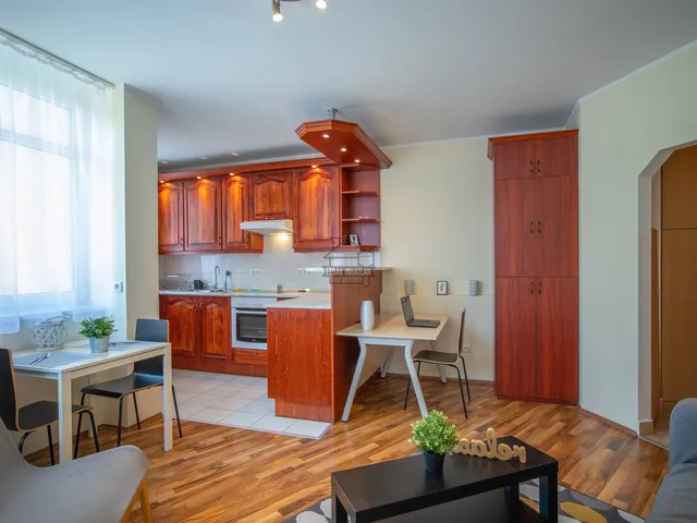 Kiadó lakás Budapest VIII. kerület, Losoncinegyed 41 nm