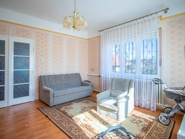 Eladó ház Csömör 175 nm