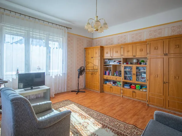 Eladó ház Csömör 175 nm