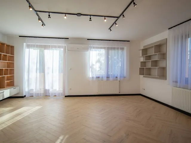 Eladó ház Csömör 250 nm