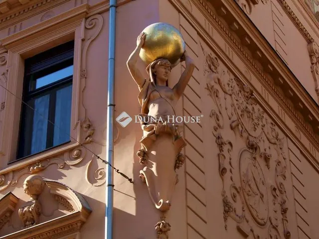 Eladó lakás Budapest V. kerület, Báthory utca 73 nm
