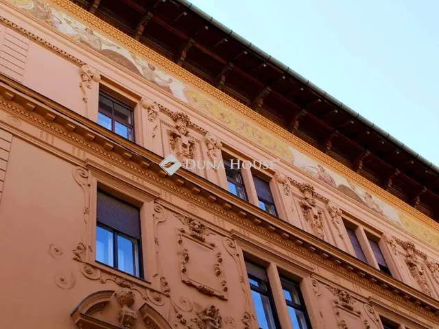 Eladó lakás Budapest V. kerület, Báthory utca 73 nm