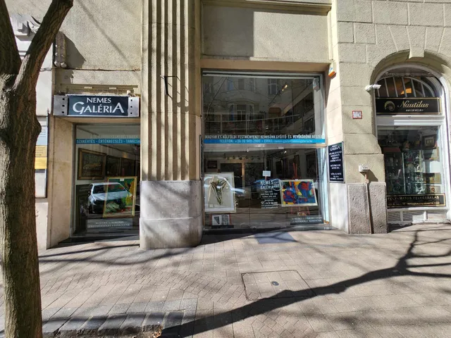 Eladó kereskedelmi és ipari ingatlan Budapest V. kerület 89 nm