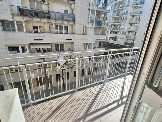 Kiadó lakás Budapest XIII. kerület, Béke tér 56 nm