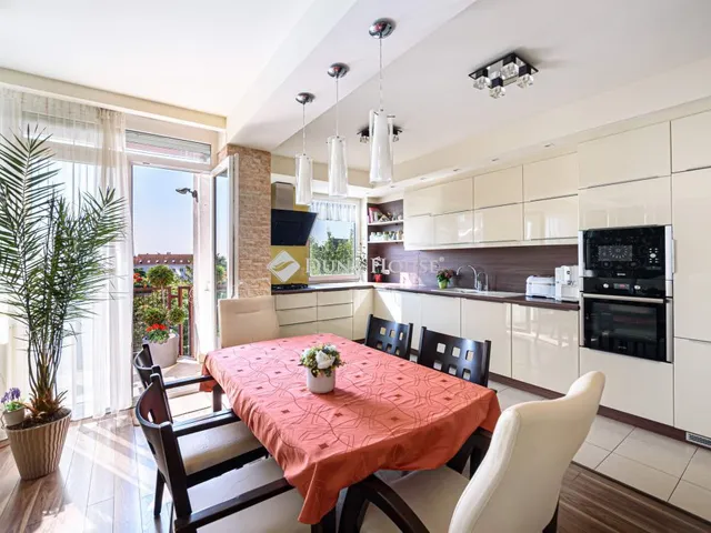 Eladó lakás Budapest II. kerület 117 nm