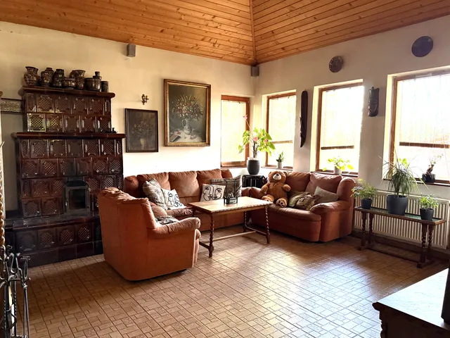 Eladó ház Érd 200 nm