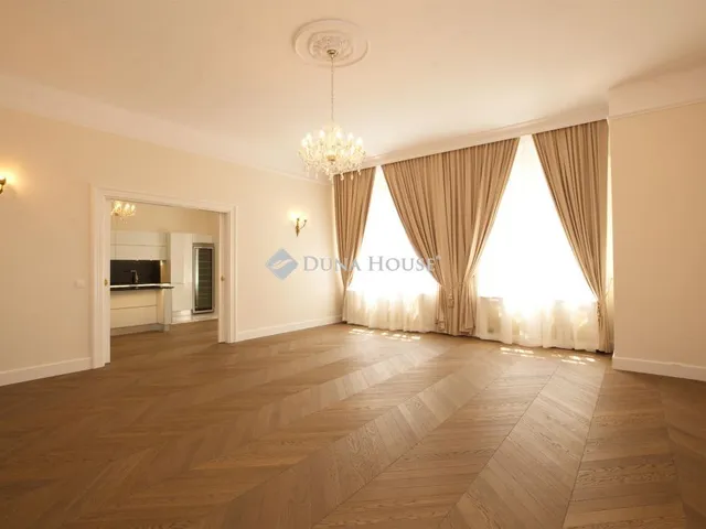 Eladó lakás Budapest V. kerület 169 nm