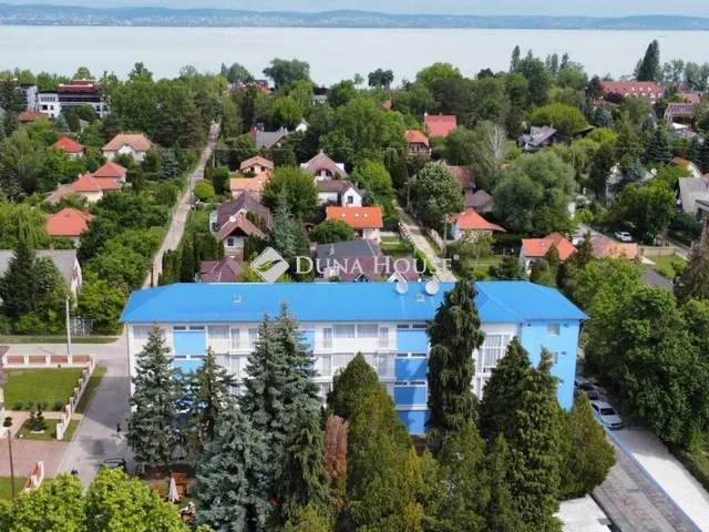 Eladó kereskedelmi és ipari ingatlan Zamárdi 1062 nm