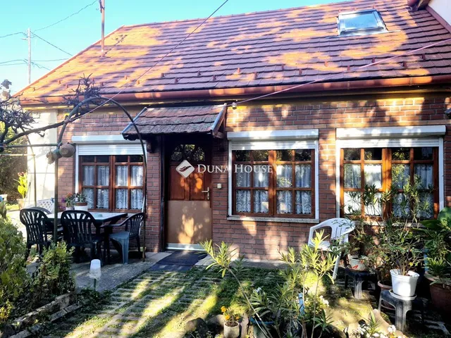 Eladó ház Alsóörs 126 nm