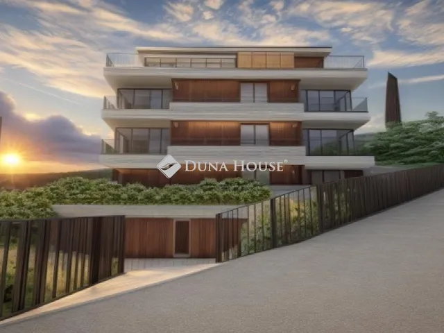 Eladó lakás Budapest II. kerület 93 nm