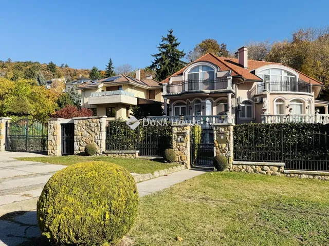 Kiadó ház Budapest III. kerület 250 nm