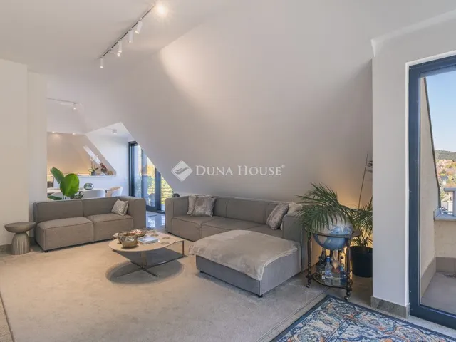 Eladó lakás Budapest II. kerület, Törökvész út 123 nm