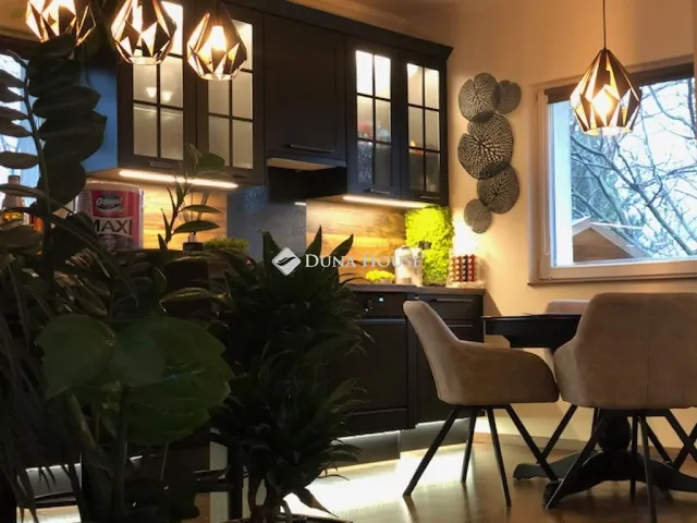 Kiadó ház Érd 70 nm