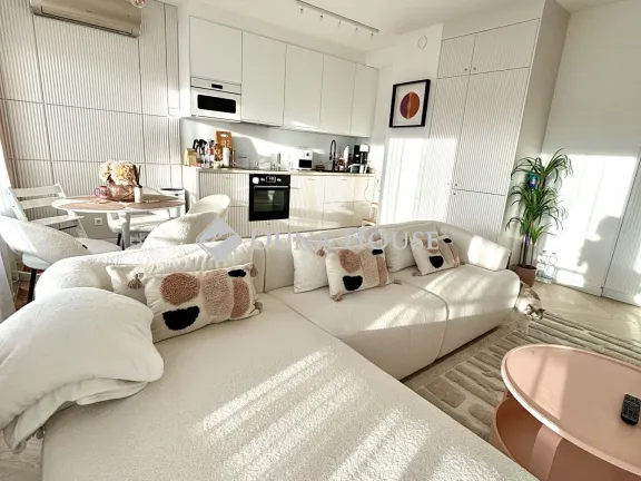 Eladó lakás Budapest III. kerület 81 nm