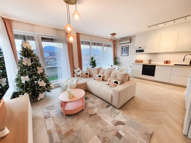 Eladó lakás Budapest III. kerület 81 nm