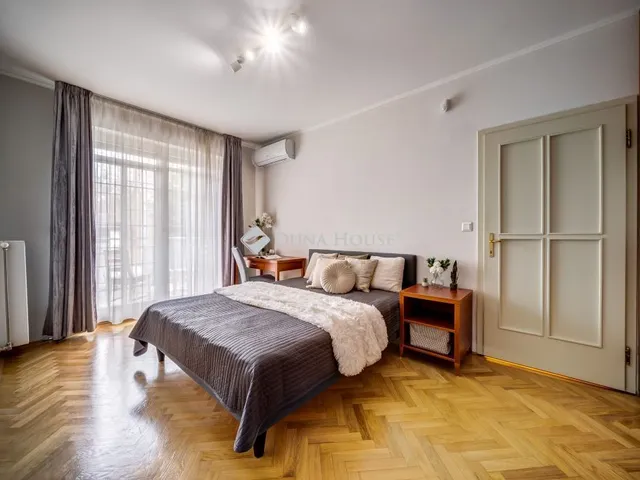 Eladó lakás Budapest III. kerület, Folyondár utca 98 nm