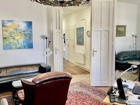 Eladó lakás Budapest II. kerület 94 nm