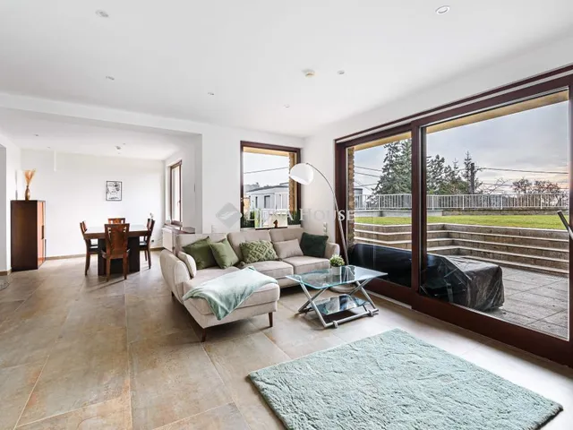 Kiadó lakás Budapest II. kerület, Turista út 105 nm