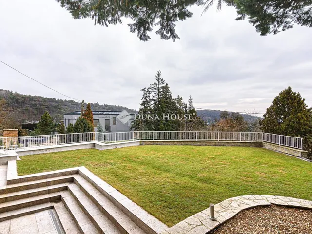 Kiadó lakás Budapest II. kerület, Turista út 105 nm